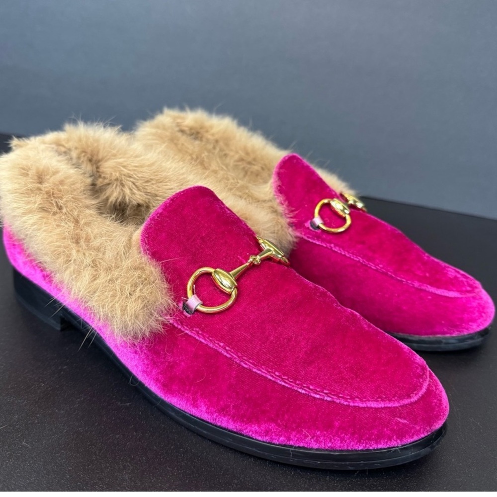 Gucci Jordaan Fur-Lined velvet Loafer Fuschia pink Horsebit Buckle RARE